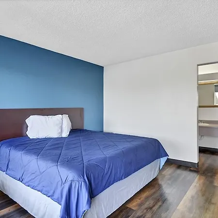 Zen Living Suites - Orange Park